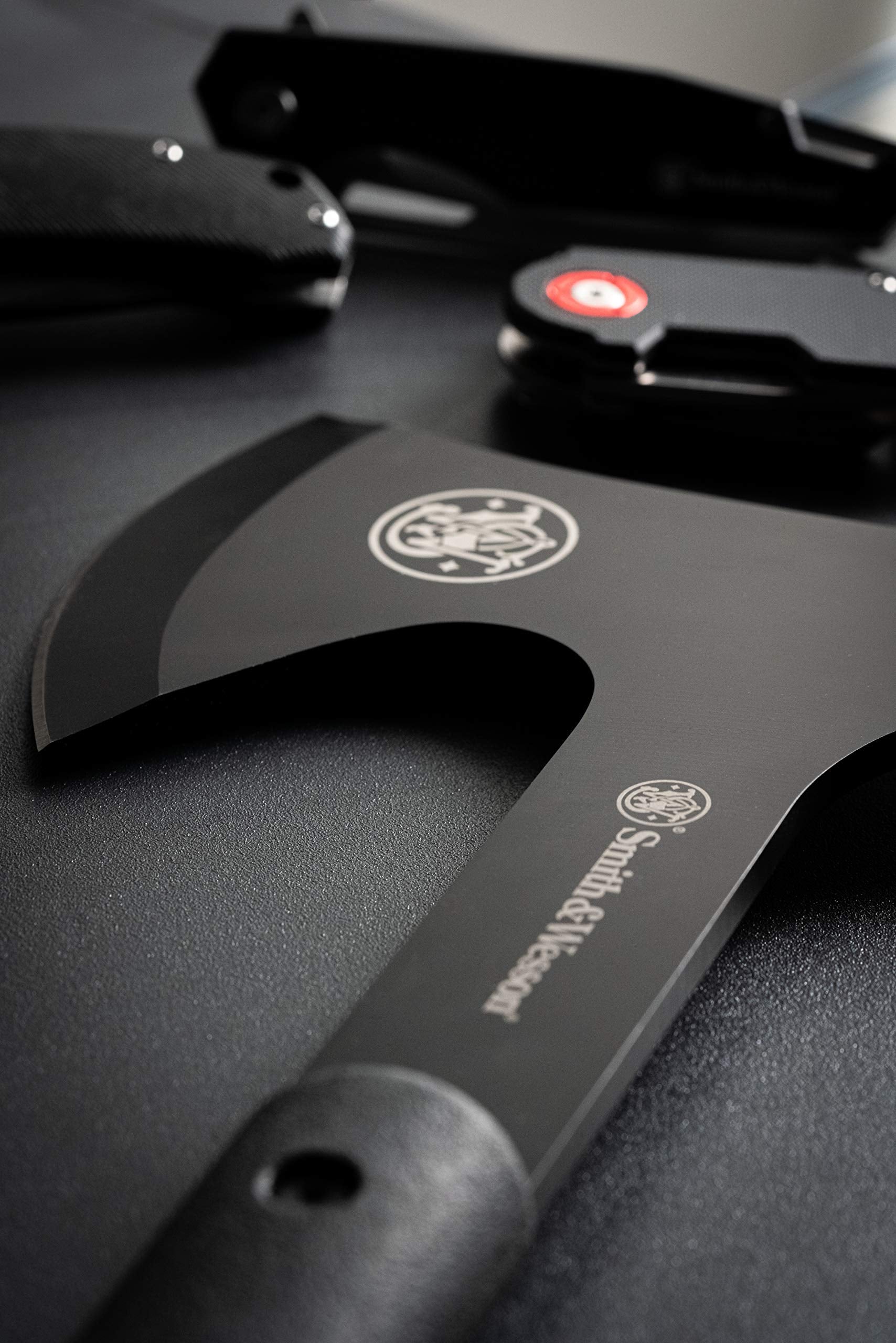 Smith & Wesson rubberized handle detail highlighting finger grooves for secure grip