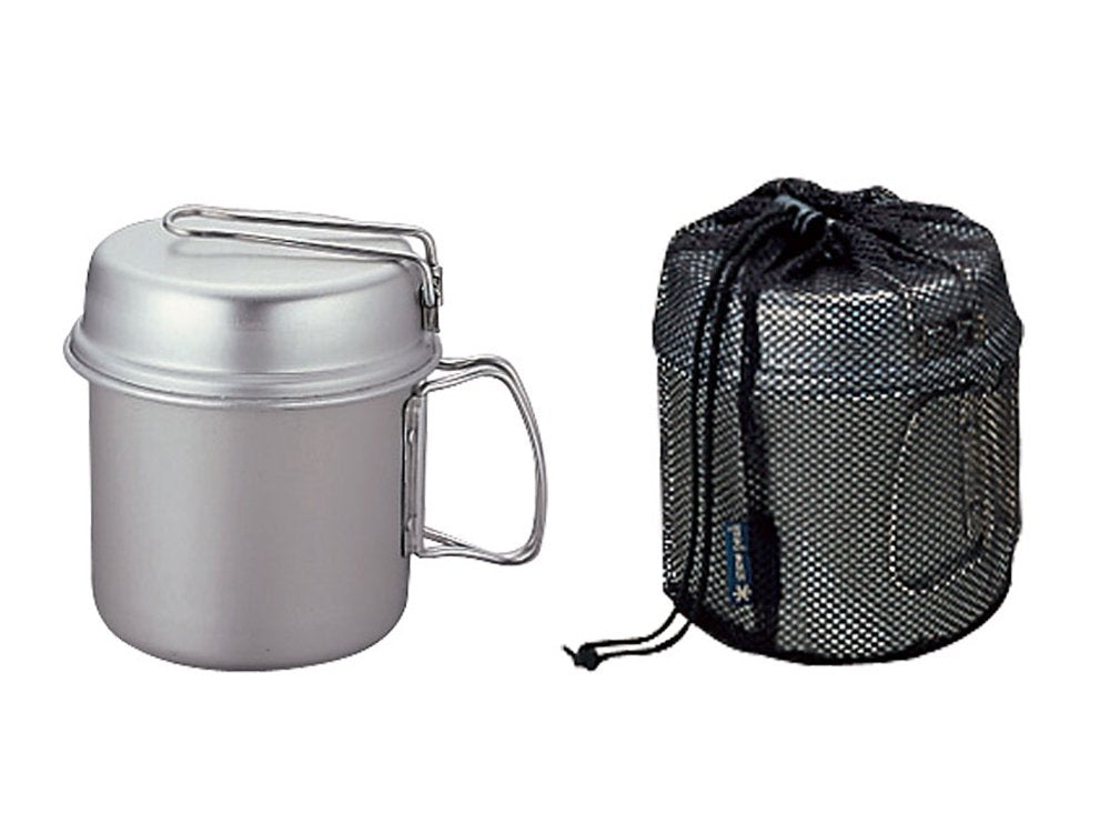 Snow Peak Trek 900 rounded bottom detail for easier cleaning and even heating