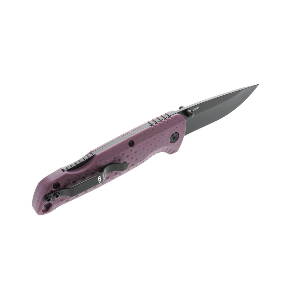 SOG Adventurer handle texture closeup showing GRN grip and secure handling