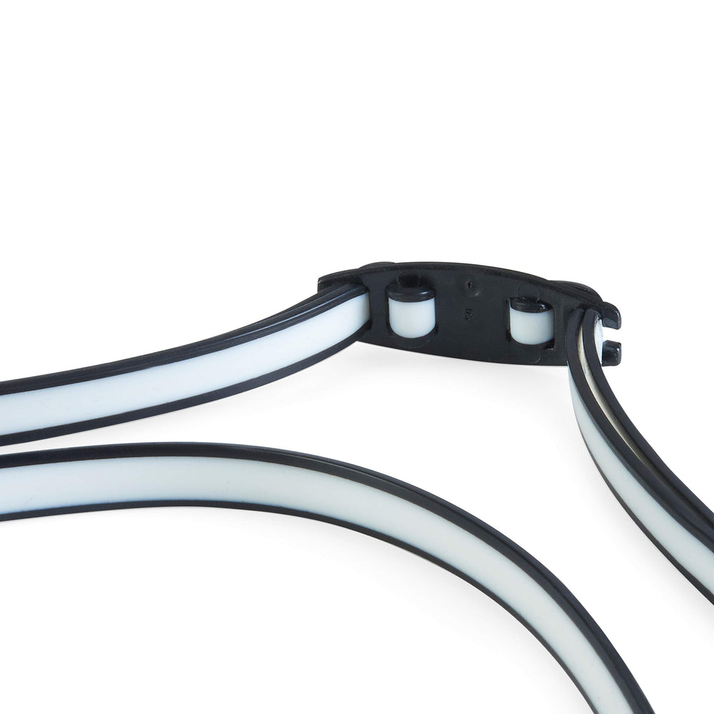 Speedo goggles worn in pool demonstrating comfortable seal and unobstructed sight
