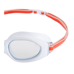 Speedo Hydro Comfort lens close-up highlighting anti-fog polycarbonate clarity