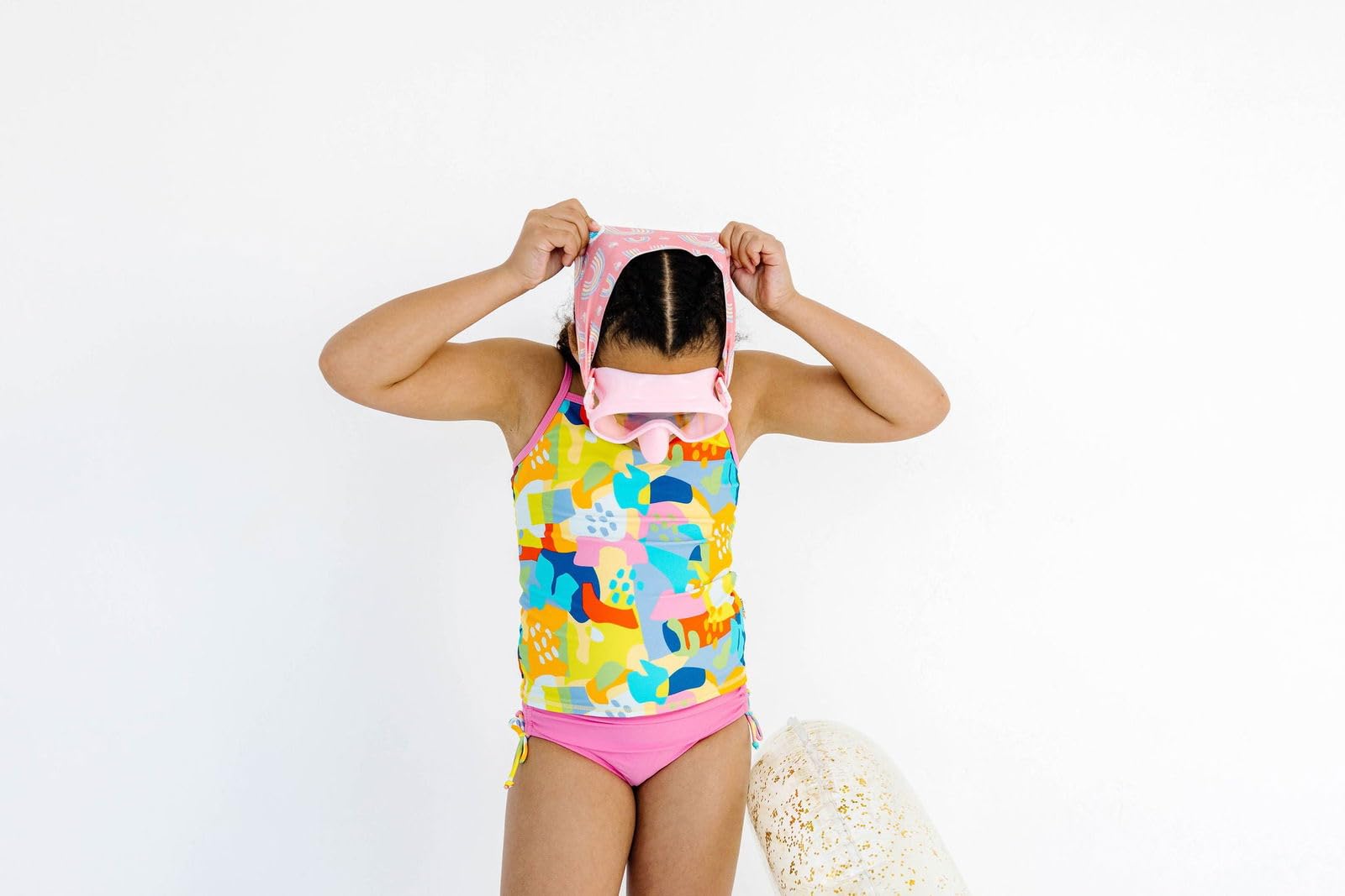 Splash Place child wearing mask in pool showing confident visibility