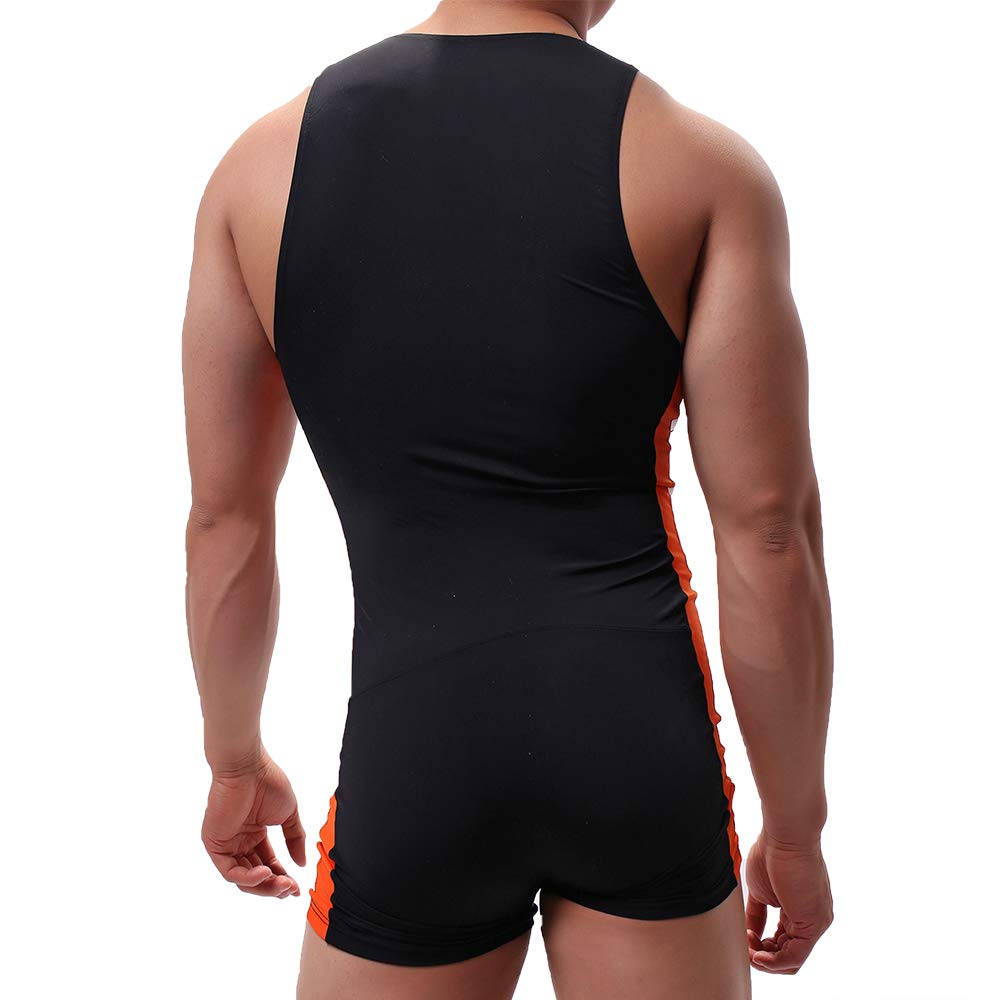 SPNSSTCR detailed shot of molded bulge pouch providing secure support