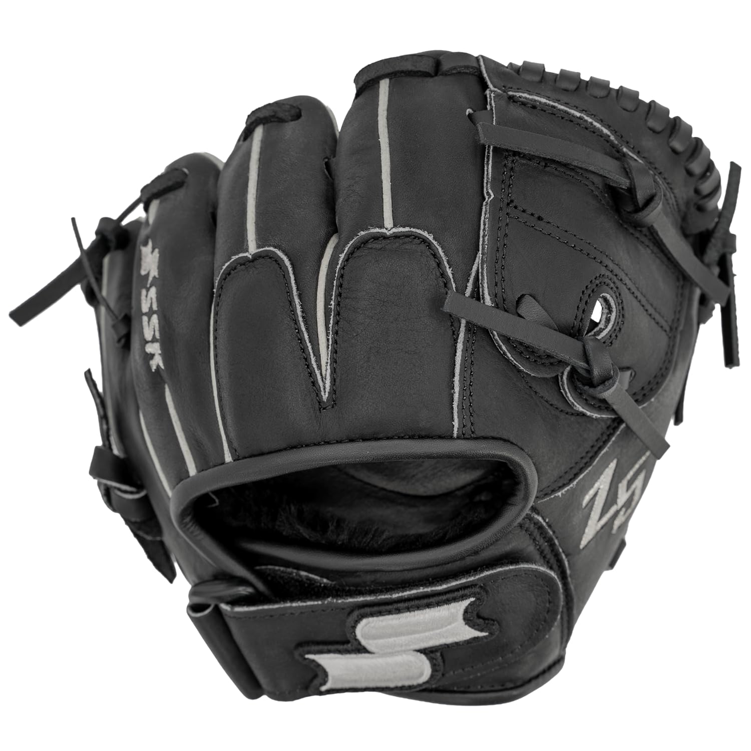 SSK Z5 close-up of Nameshi cowhide grain with soft-to-shape benefit