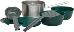 STANLEY pot with locking handle securing contents for stable transport