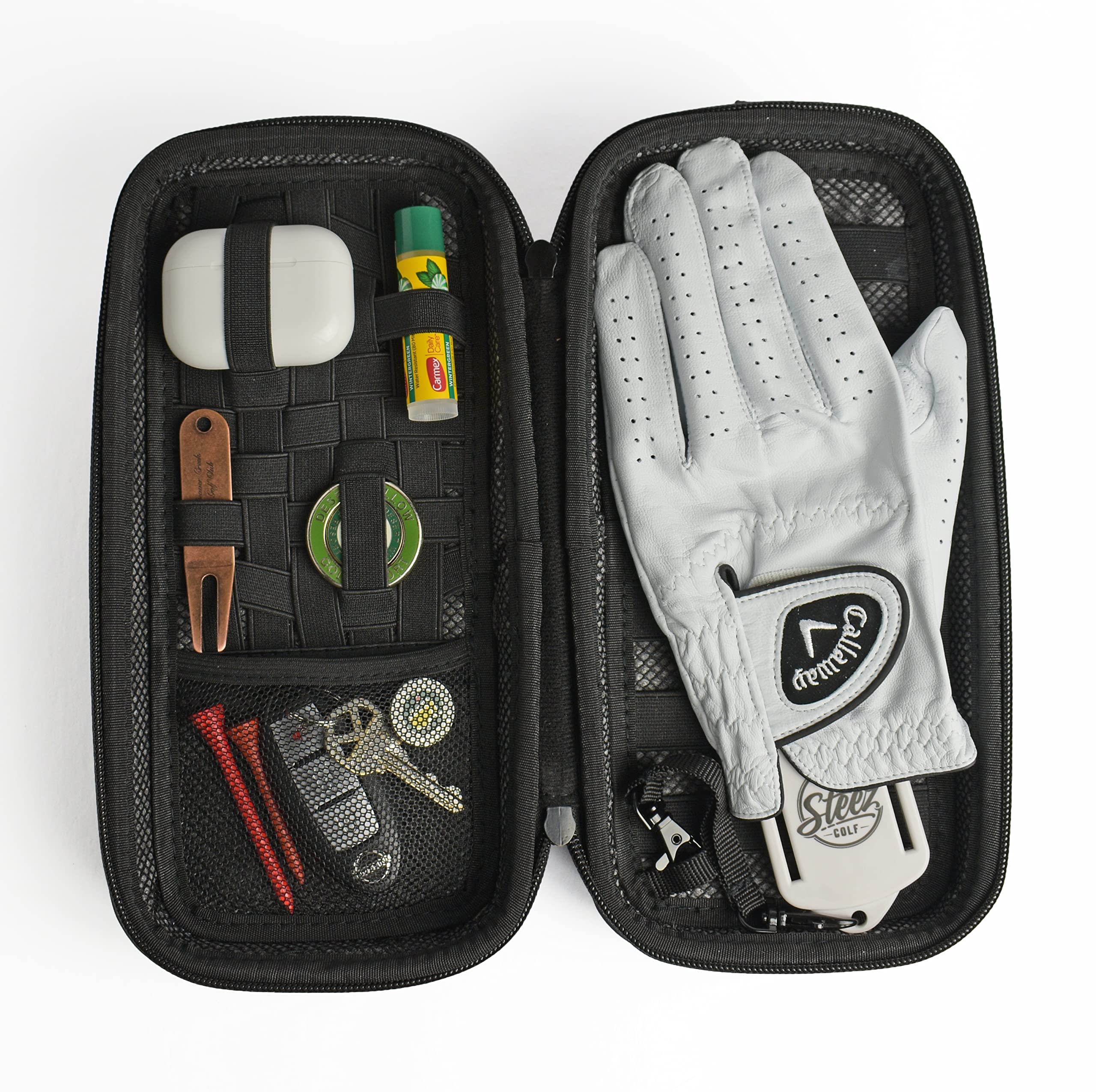 Steez Golf water-resistant zipper detail protecting items from moisture