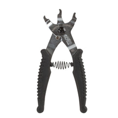 Super B Trident front jaws close-up showing precision fit and quick removal benefit