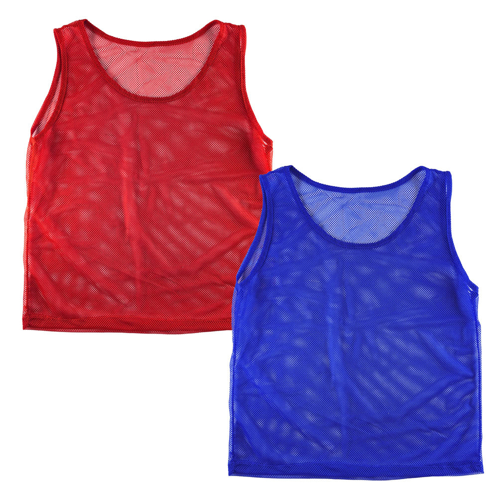 Super Z Outlet pinnie next to child for size comparison showing roomy fit and layering