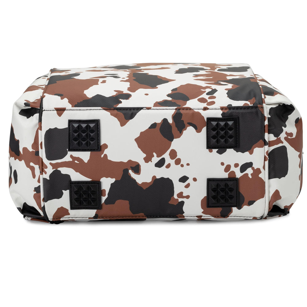 Swig Life Packi padded straps and top handle for comfortable hands-free carrying