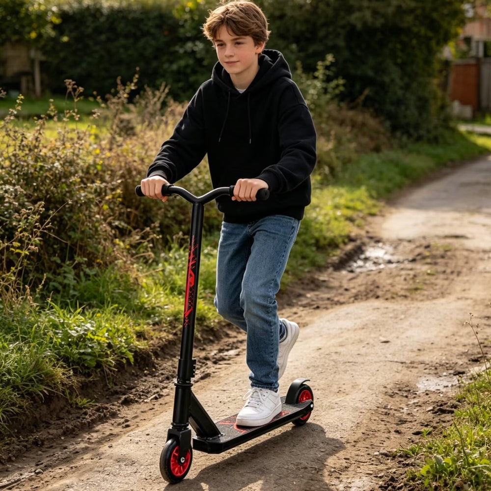 SZCQ teen rider on street demonstrating freestyle and commute use