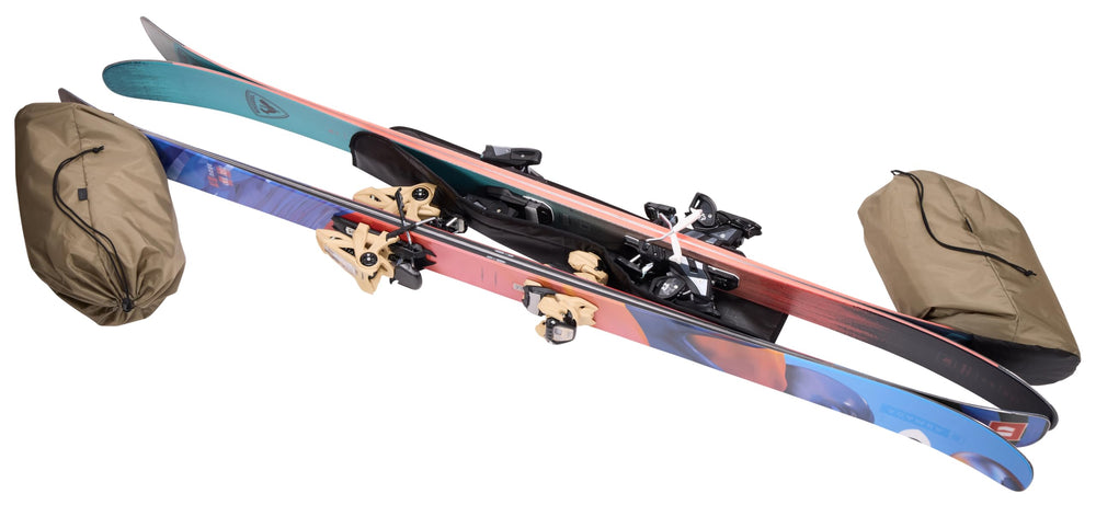 Thule RoundTrip side profile highlighting wheels for smooth mobility