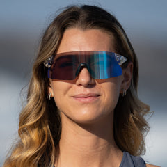 Tifosi Rail XC lens close-up showing Clarion Blue Fototec photochromic detail and clarity