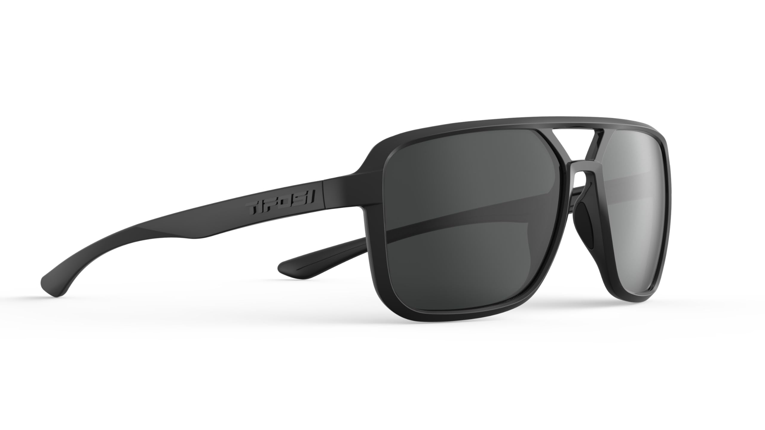 Tifosi Salto in a golf setting showing sporty style and glare reduction benefits