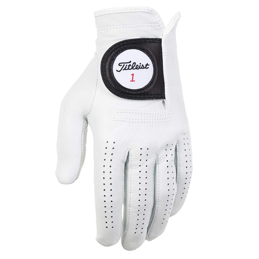 Titleist Players close-up of cuff and thumb reinforcement for longer-lasting durability