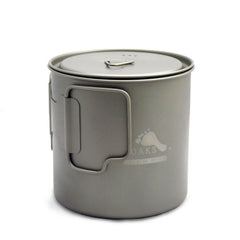 TOAKS titanium 650ml pot front view showing compact ultralight design