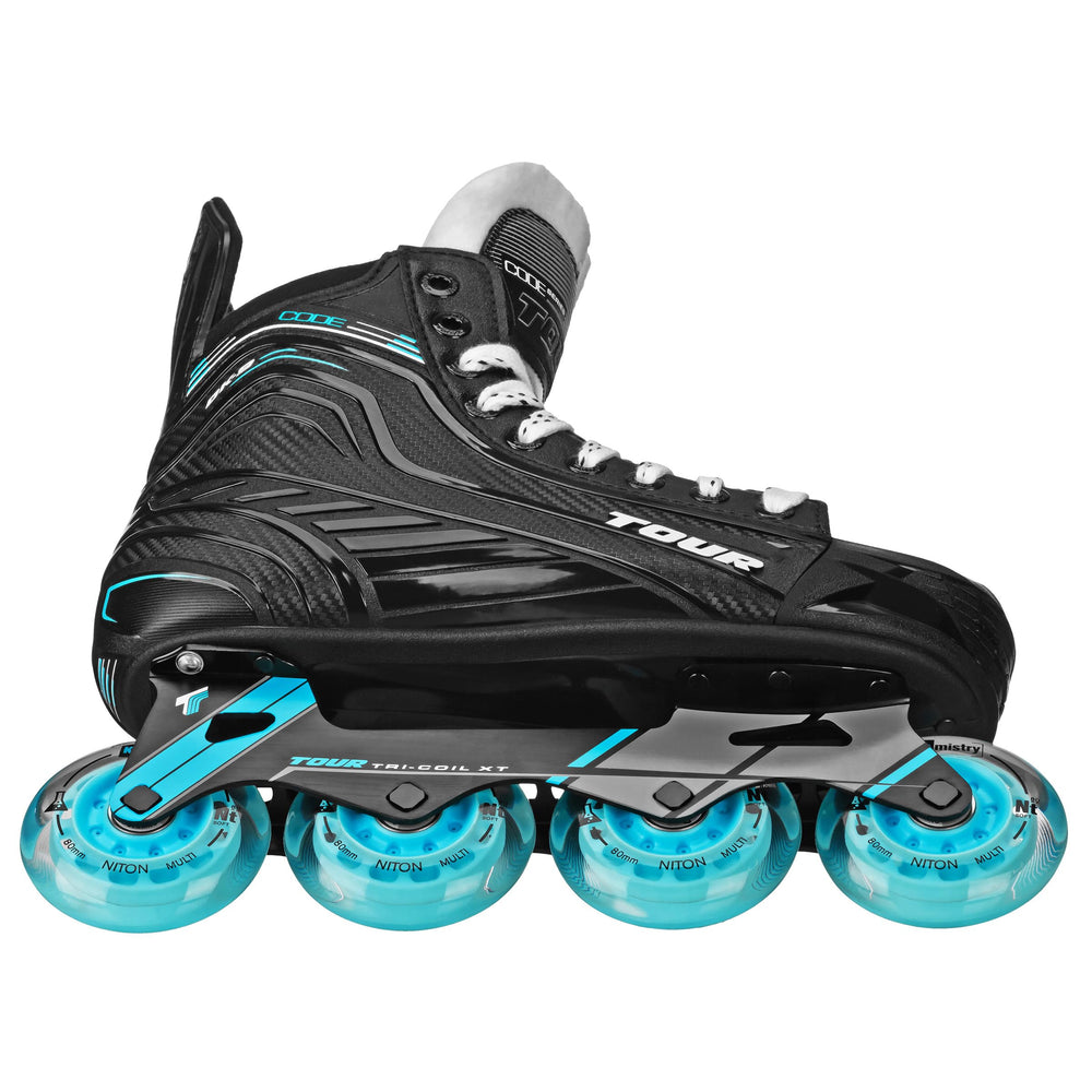 TOUR Code DK9 liner and anti-lacebite tongue detail offering comfort and moisture control