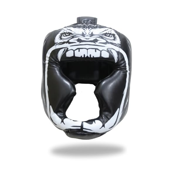 Trained headgear inner lining detail showing anti-slip quick-dry comfort benefit