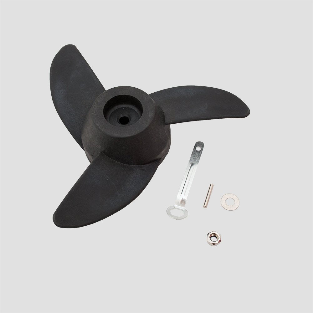 U-BCOO close-up of nylon blade edge and texture, durable impact resistance benefit