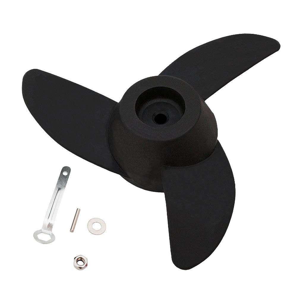 U-BCOO front view of propeller showing three blades and hub, quick replacement benefit