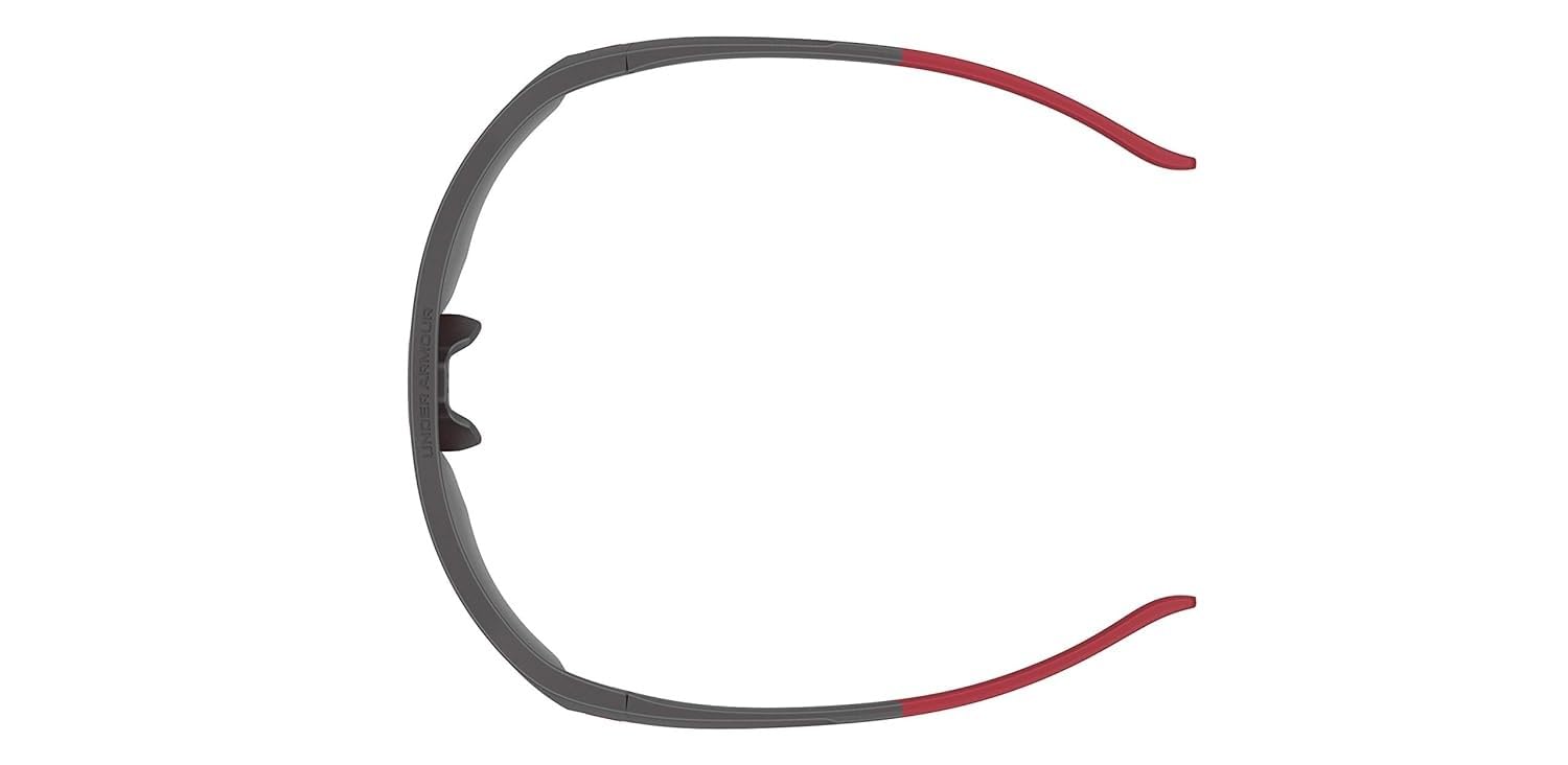 Under Armour lens showing oleophobic coating to resist fingerprints and maintain clarity