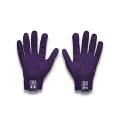 Under Armour close-up of finger perforations and synthetic palm, improved grip visible