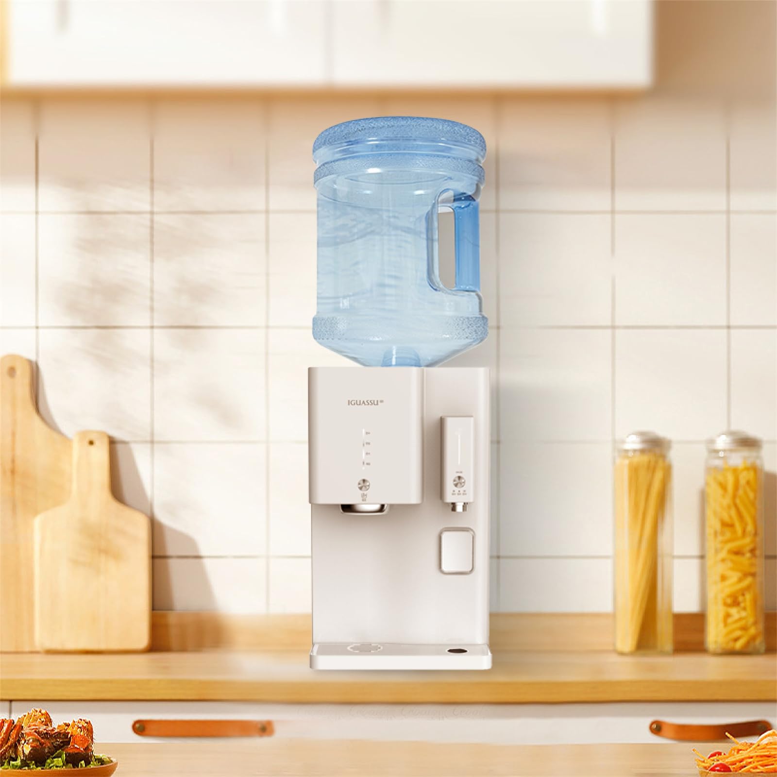 UXPEYIC size comparison with hand illustrating one-gallon scale