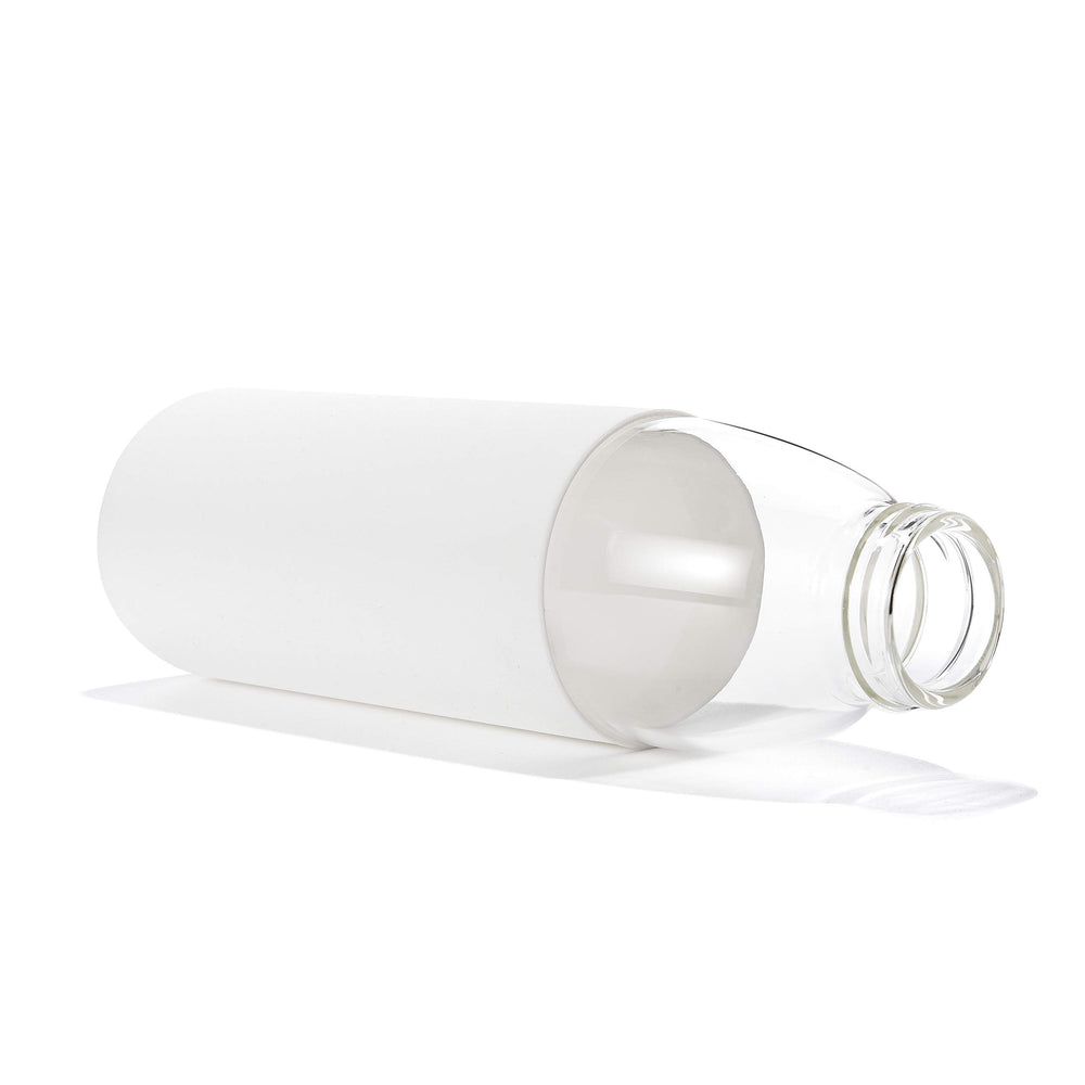 veegoal silicone sleeve texture close-up providing grip and impact protection