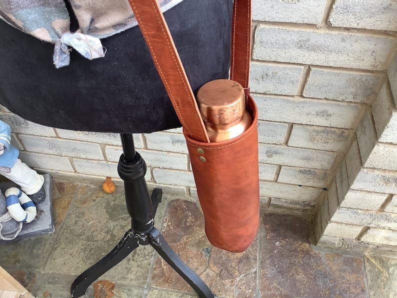 VISHWA CUERO ART worn crossbody demonstrating comfortable hands-free carrying benefit