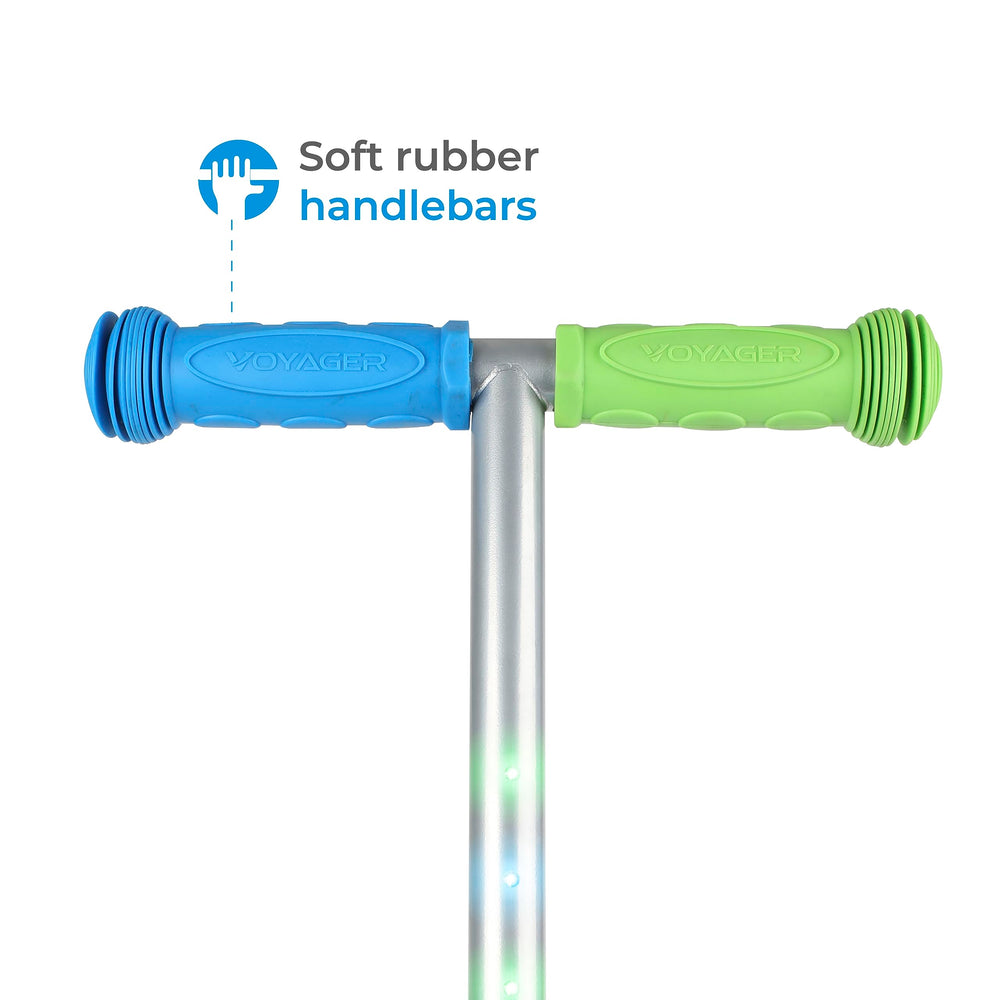 Voyager textured deck detail giving secure grip and confidence while riding