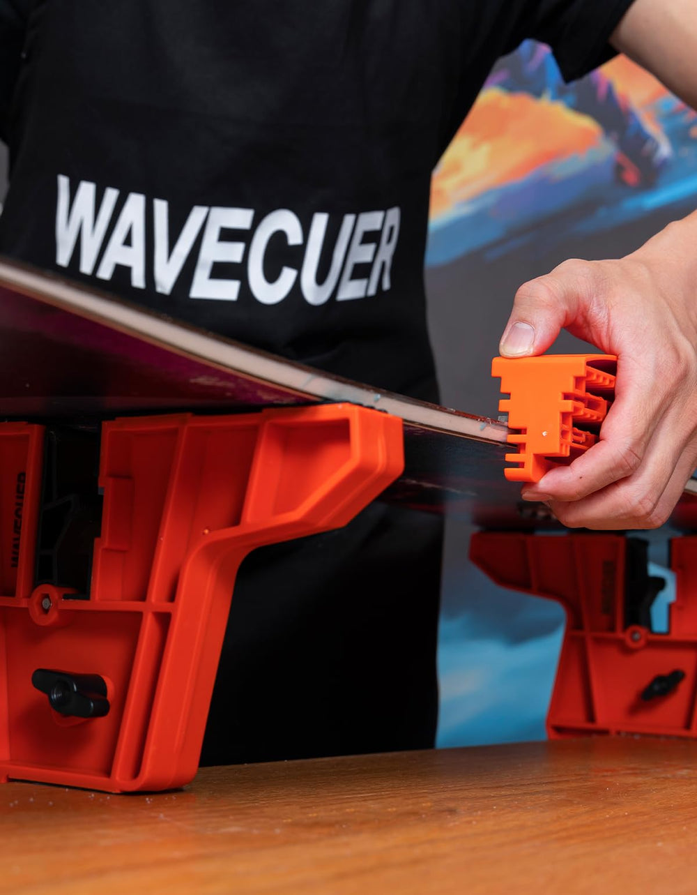 WAVECUER rubber brake retainers fitted on ski brakes keeping them secured benefit