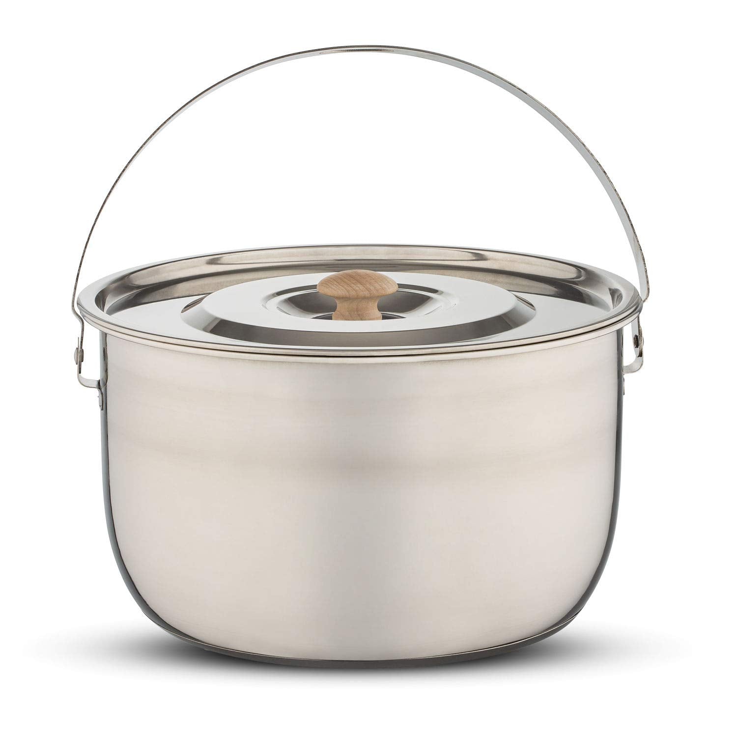 Wealers pan cooking over a campfire, reliable outdoor heat performance