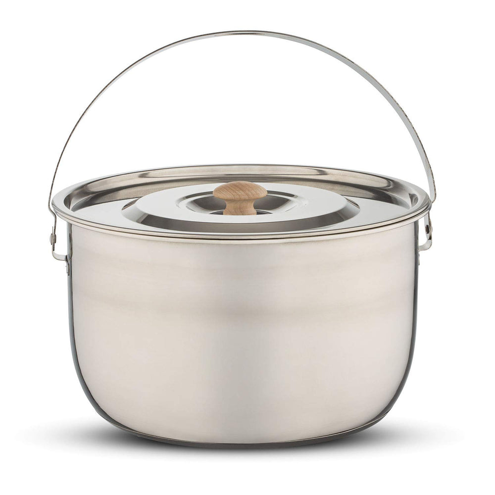Wealers pan cooking over a campfire, reliable outdoor heat performance