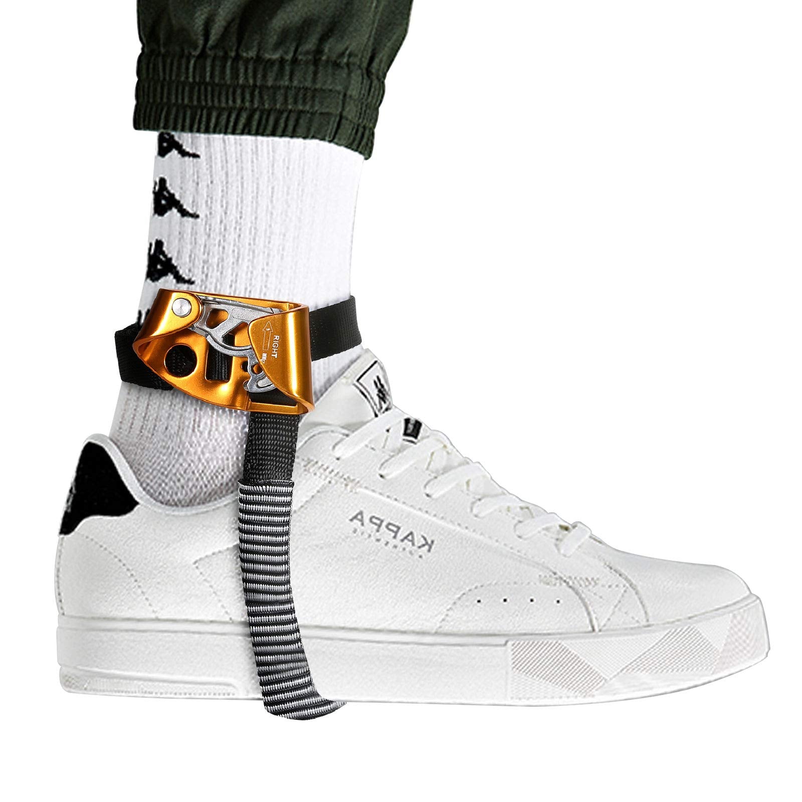 WILDKEN foot ascender engaged on rope illustrating reliable grip on 8–13mm ropes for safe ascent