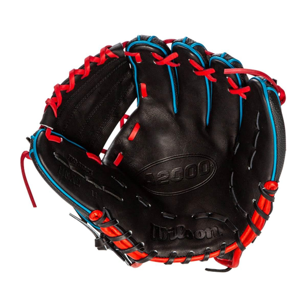 WILSON A2000 close-up of Pro Stock leather pocket for durable control