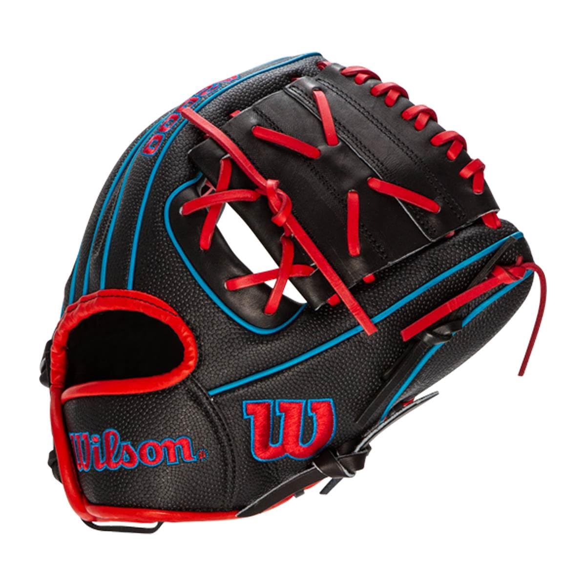 WILSON A2000 SuperSkin panel detail highlighting lighter weight benefit