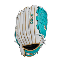 WILSON close-up of Victory web and pocket showing secure catch benefit