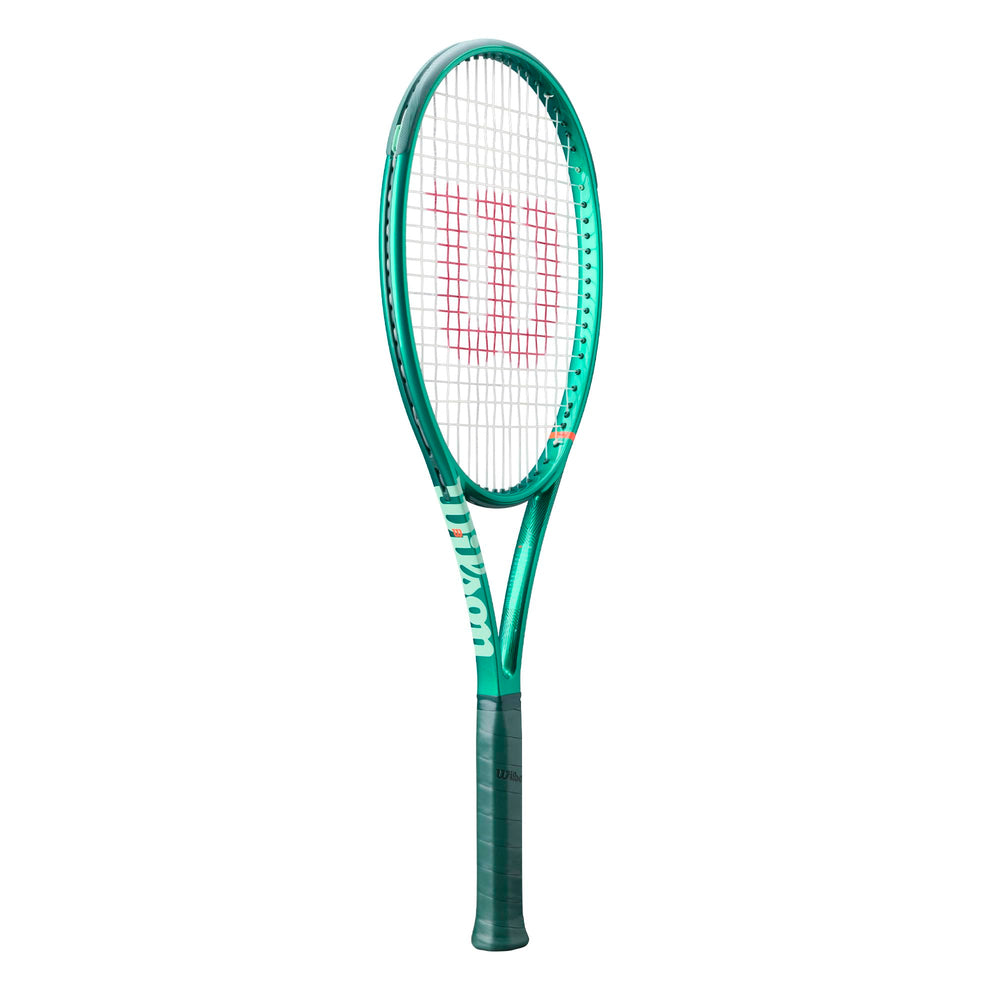 WILSON Blade 98 V10 closeup of frame shows braided layup detail for improved feel