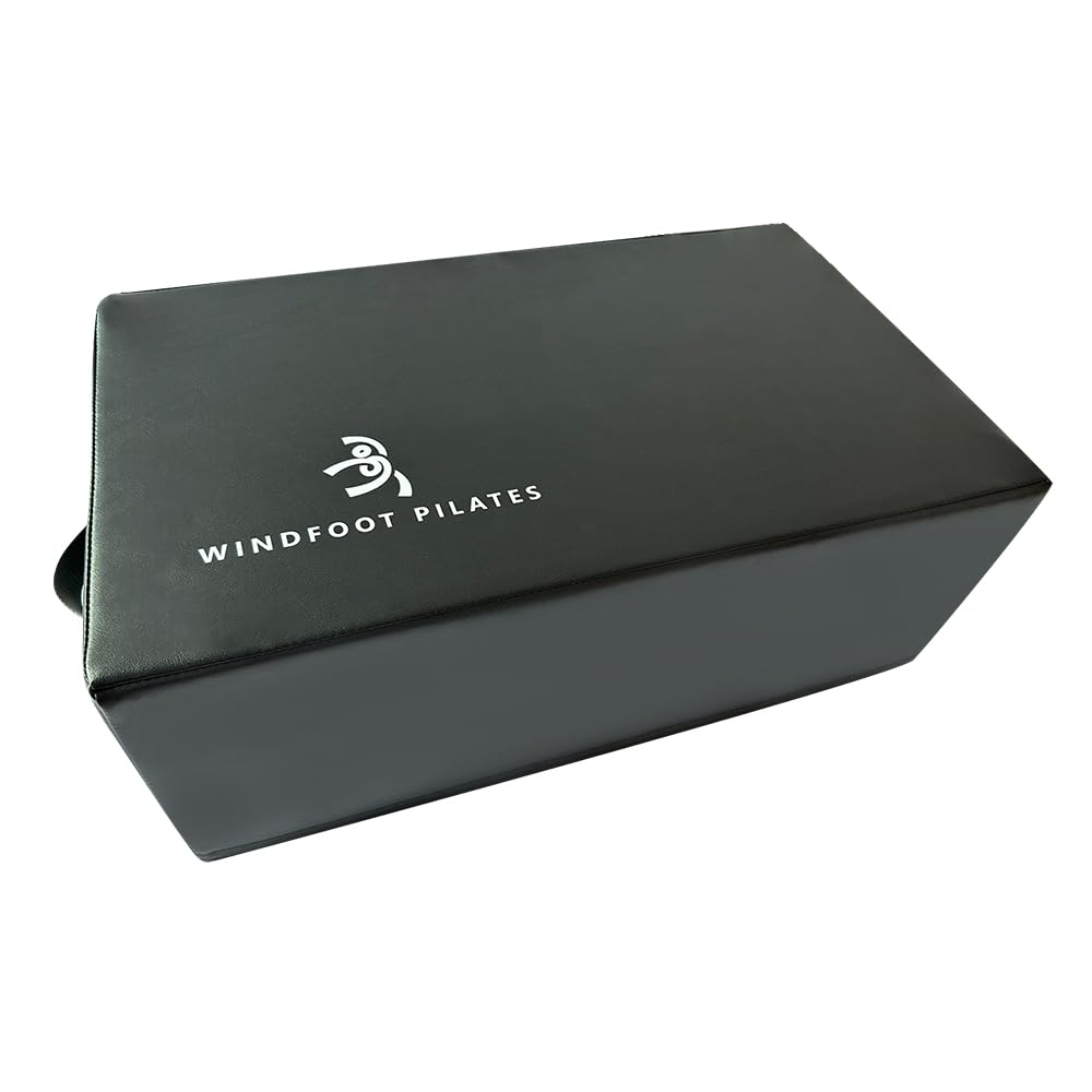 WINDFOOT handle detail showing sturdy grip for easy transport between sessions and studios
