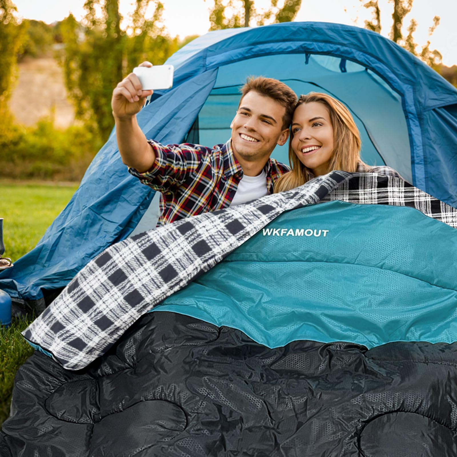 WKFAMOUT packed bag in car trunk illustrating easy storage and portability