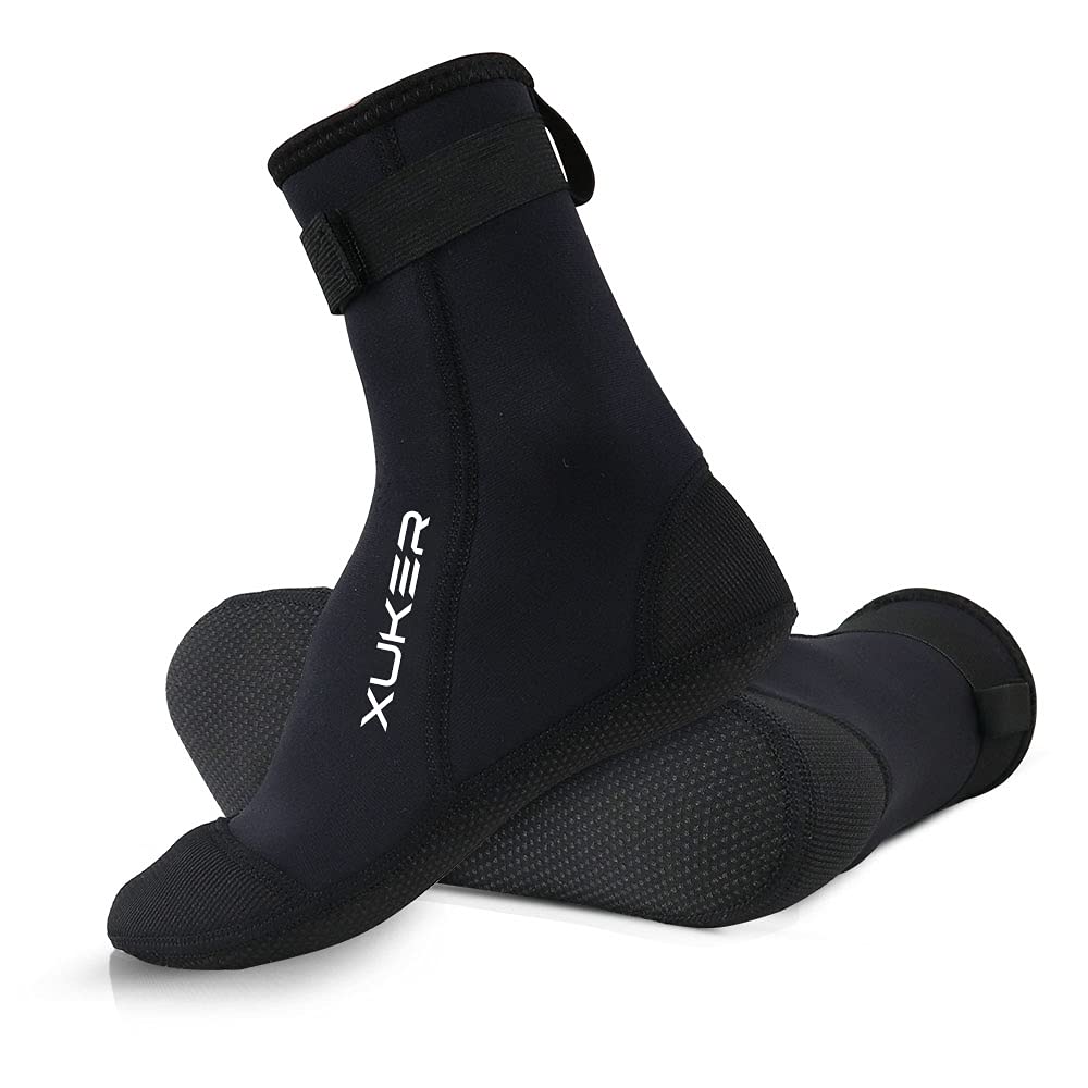 XUKER front view showing socks and packaging, easy-to-pack protection