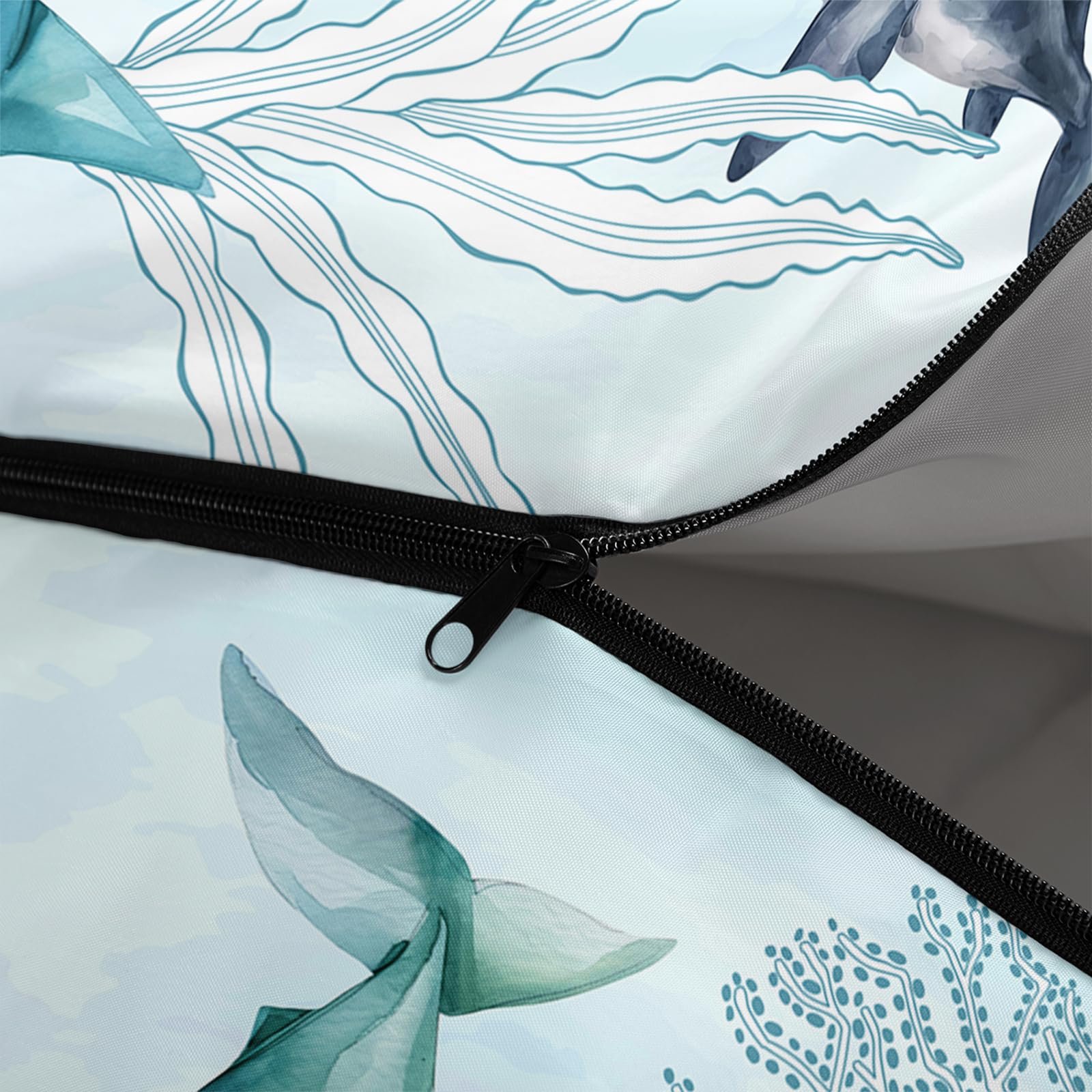 XYNHML water beading on outer fabric demonstrating waterproof protection while outdoors