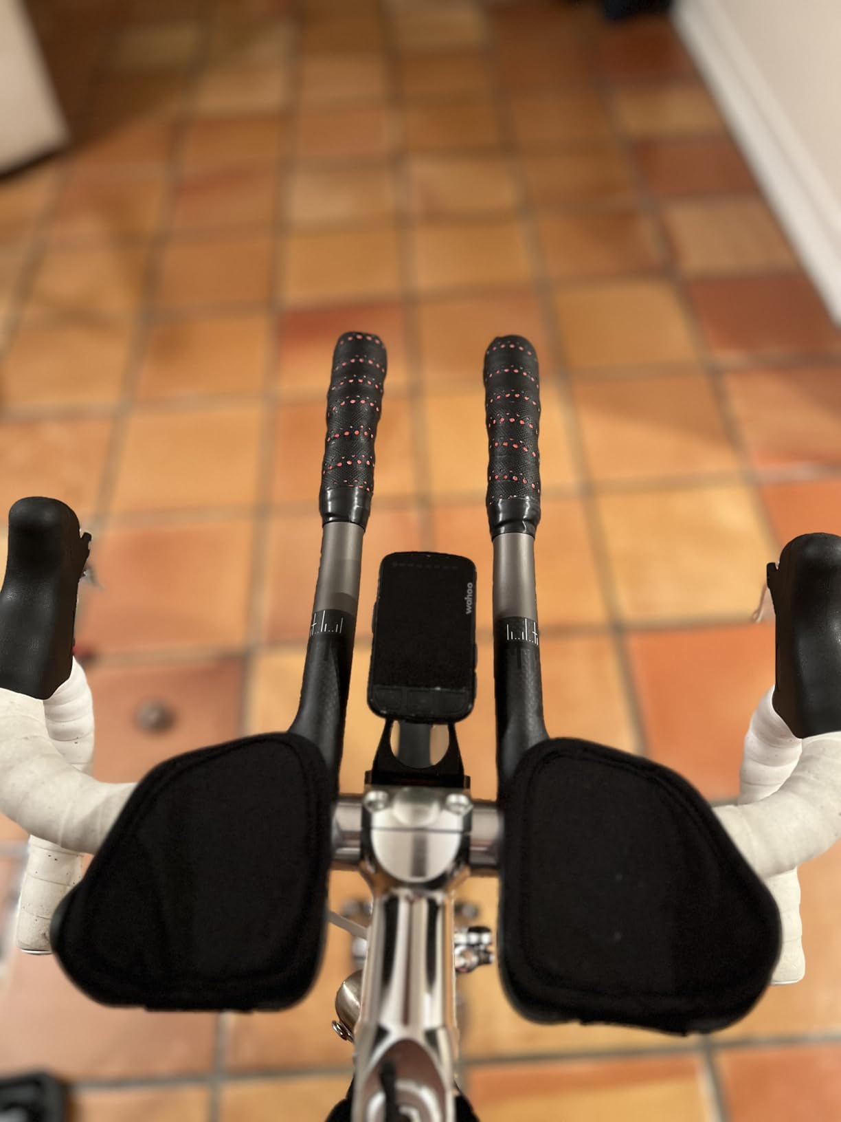 Yccyctrek hex wrench tightening clamp illustrating easy installation and secure fit