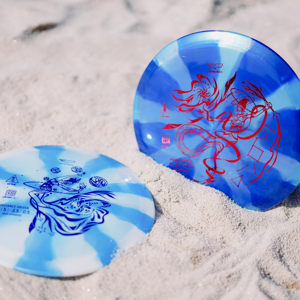 yikundiscs lifestyle course throw scenic shot showing disc shaping a dogleg line