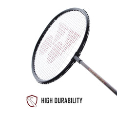 Yonex GR 303i isometric head close-up highlighting larger sweet spot