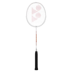 YONEX GR 303i close-up of isometric head highlighting forgiving sweet spot