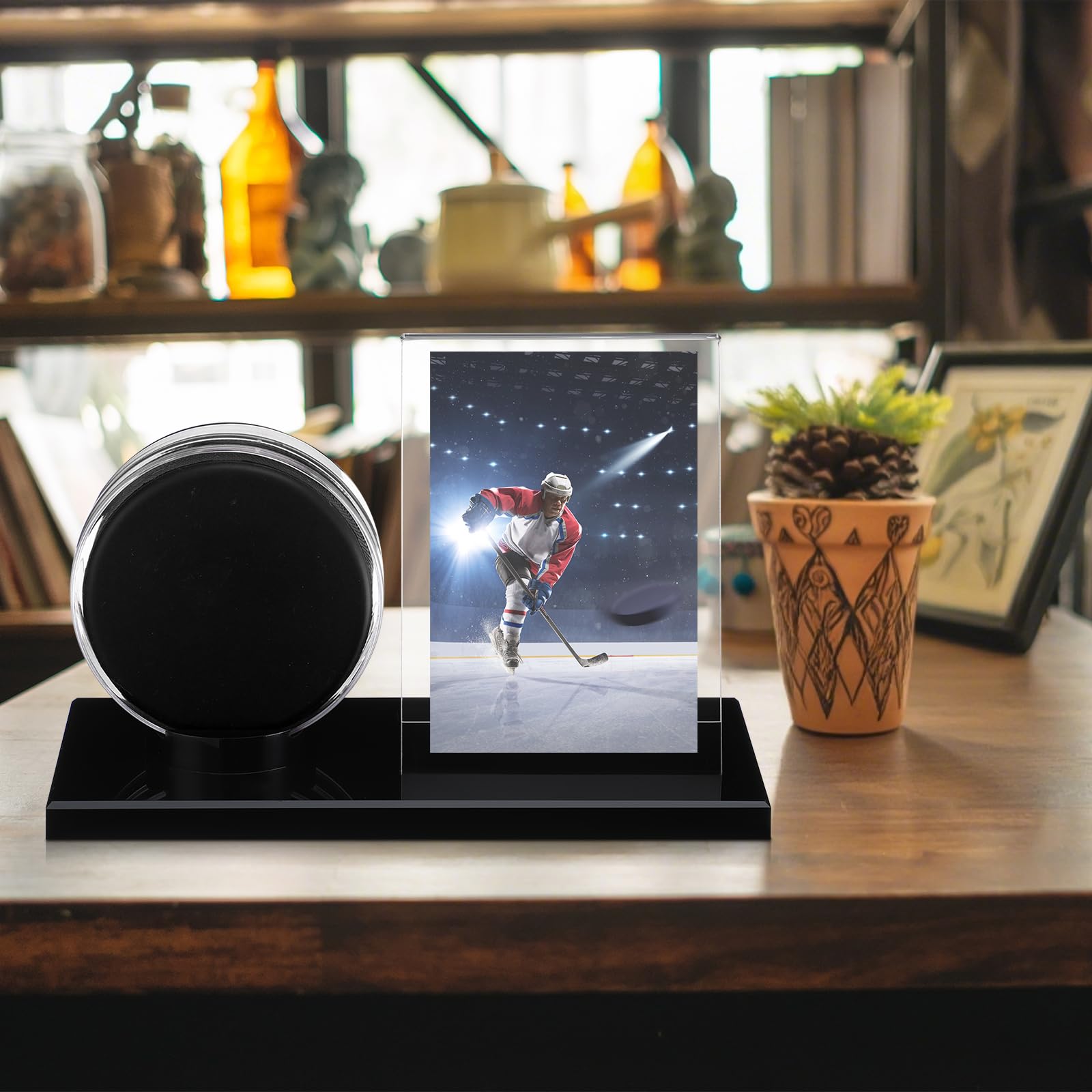 Yuntau scale comparison with regulation puck for accurate fit confirmation