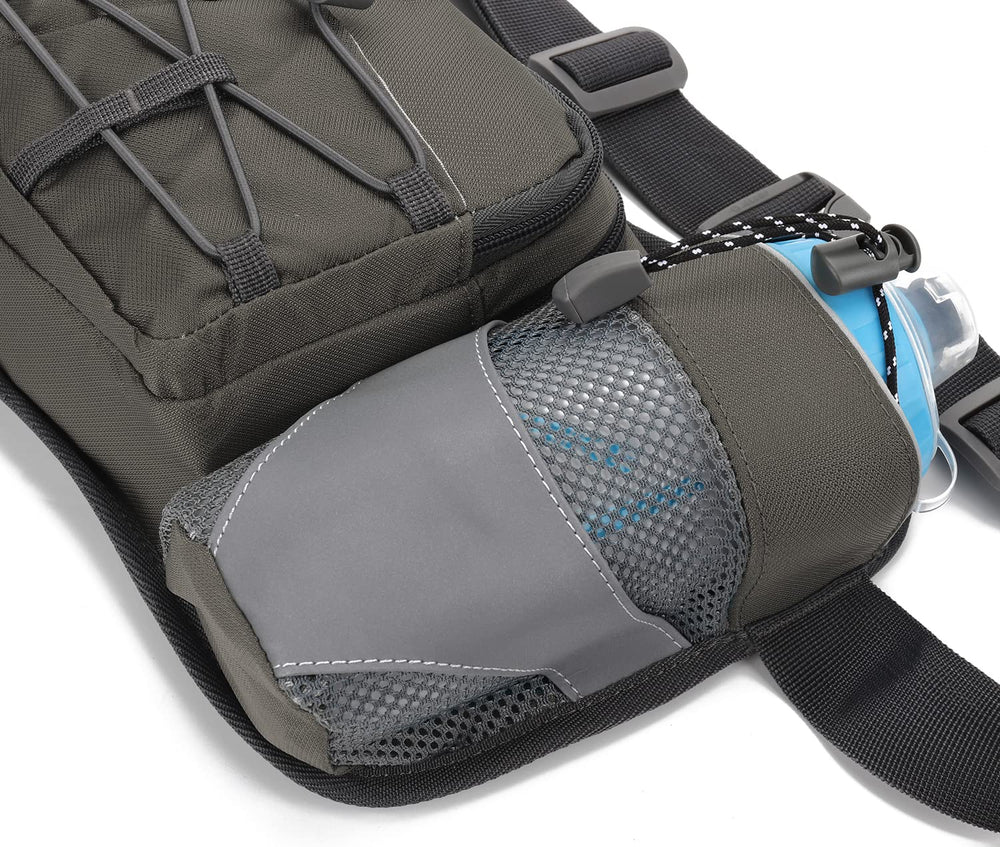 YUOTO breathable back mesh padding on waist providing comfortable ventilation