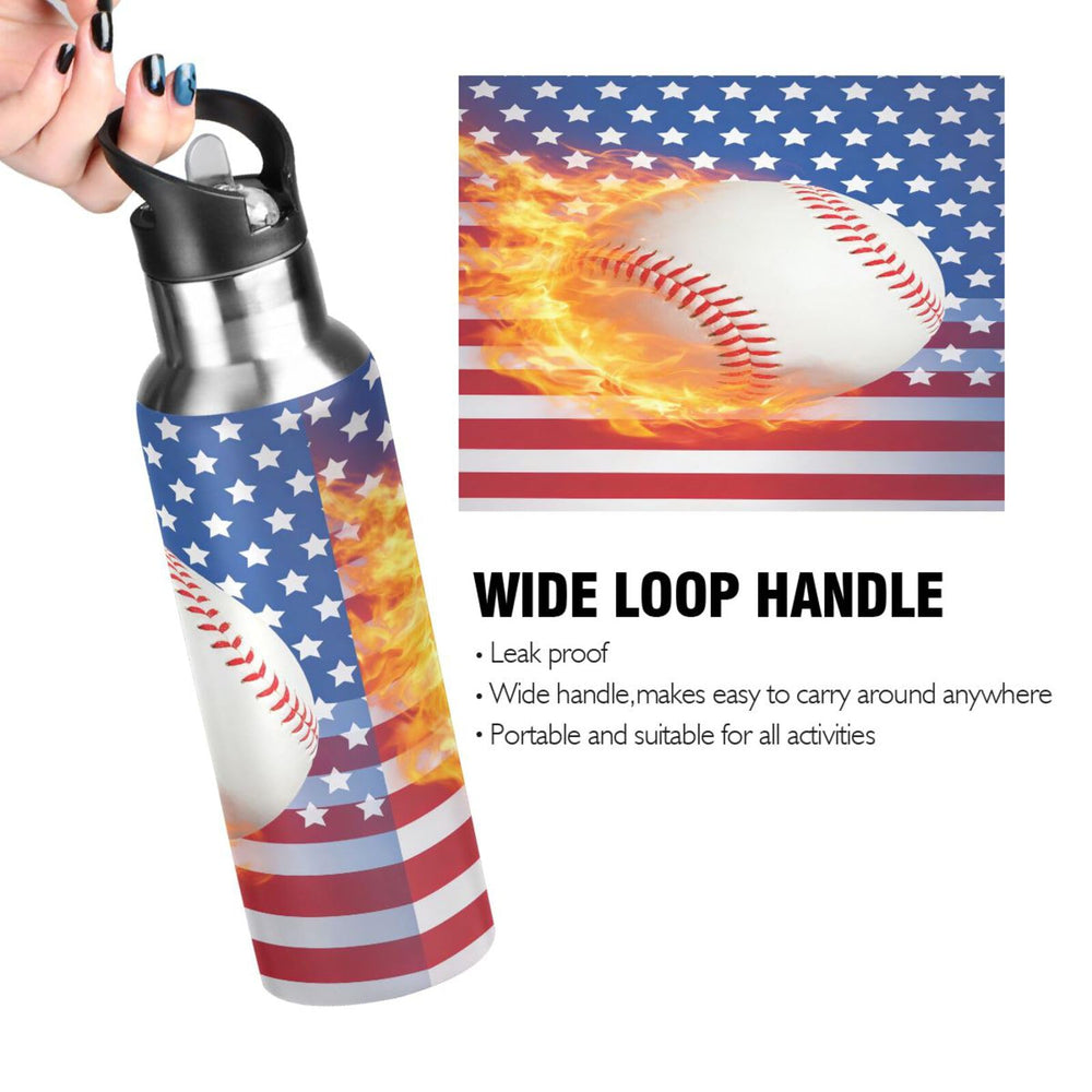 ZOEO wide mouth filled with large ice cubes for long-lasting cold beverages