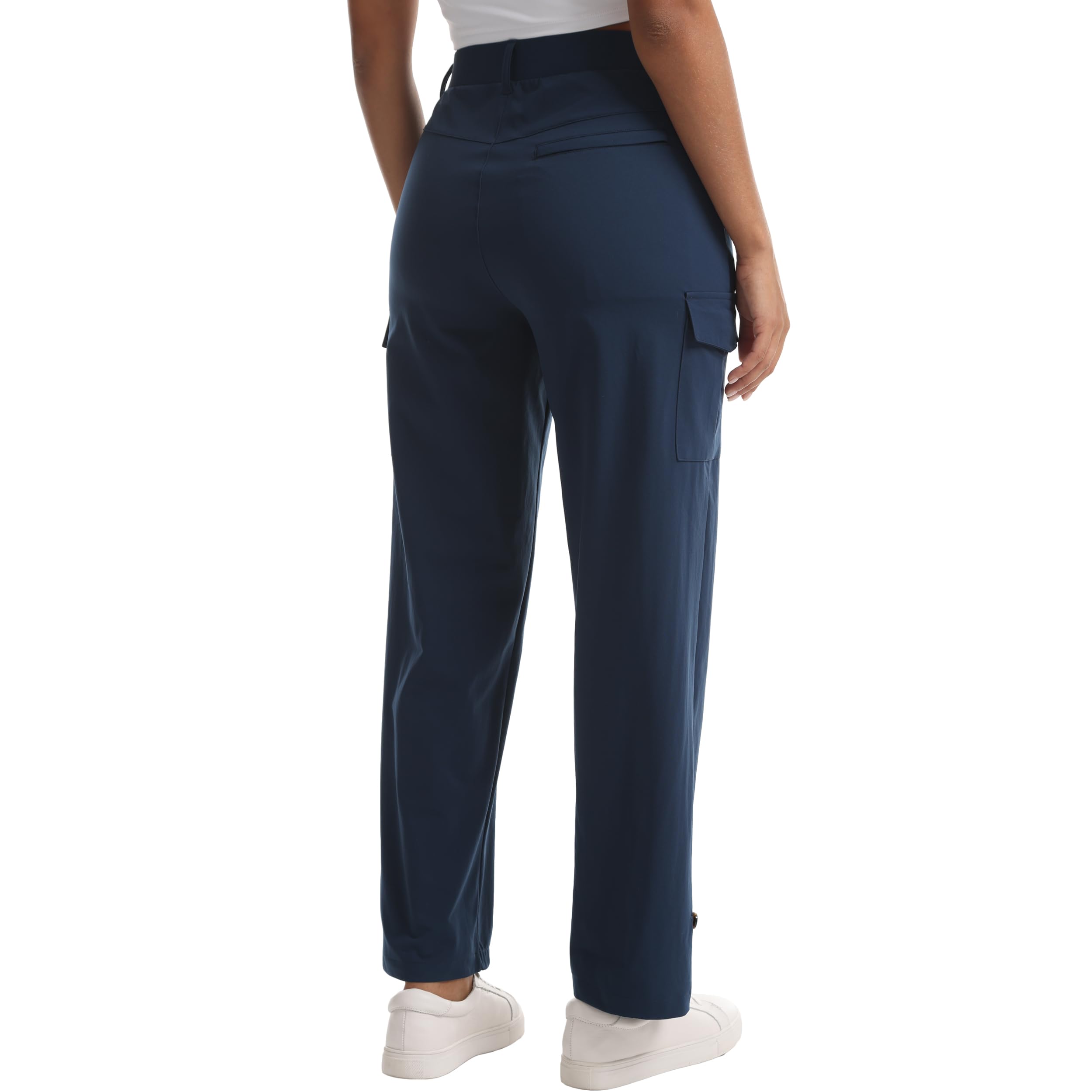 zsenoxaxi woman hiking in capris demonstrating mobility and comfort benefit